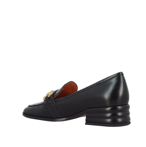 Jenny Black Patent Leather Loafer - FutureBrandsGroup