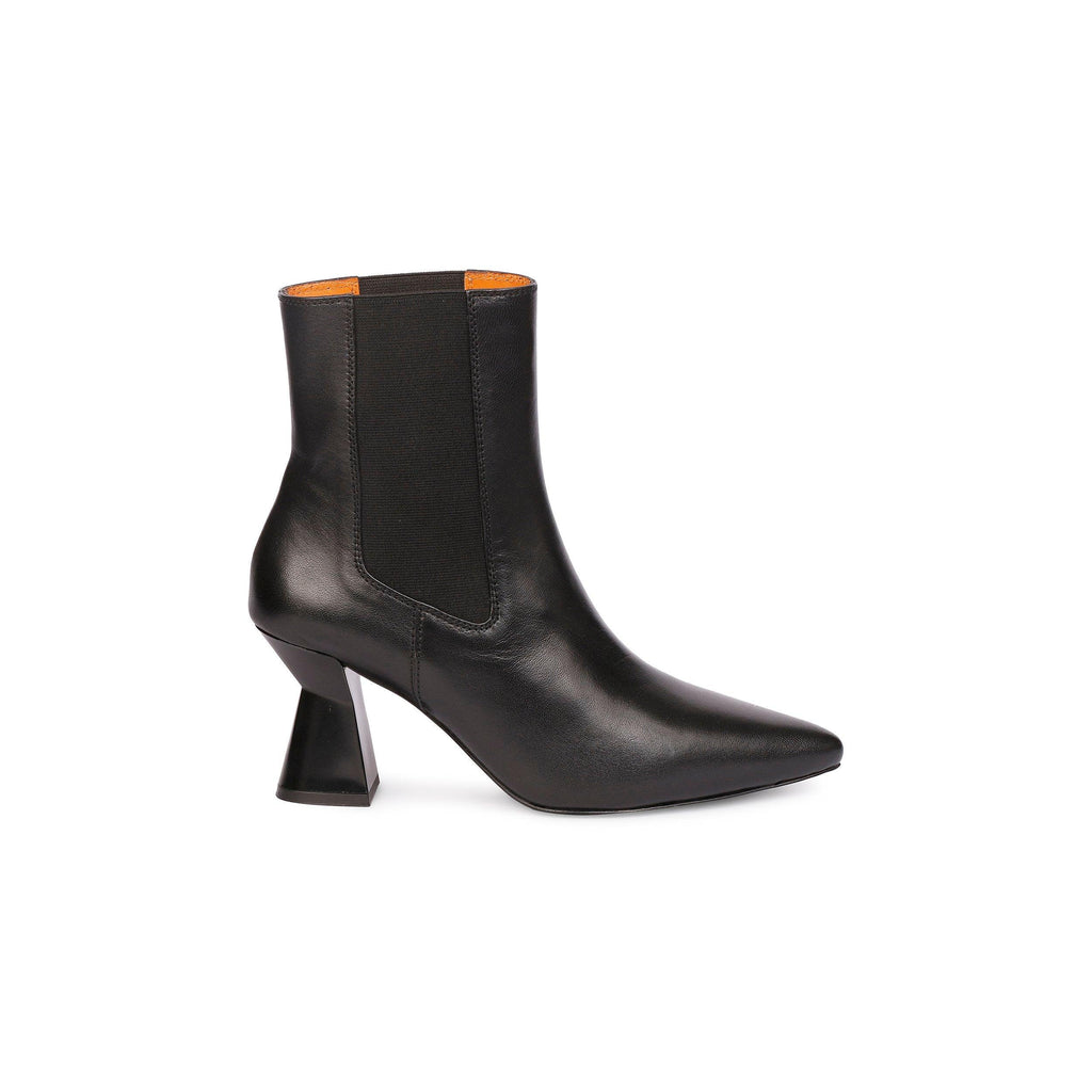 Elliana Black Leather Boots - FutureBrandsGroup