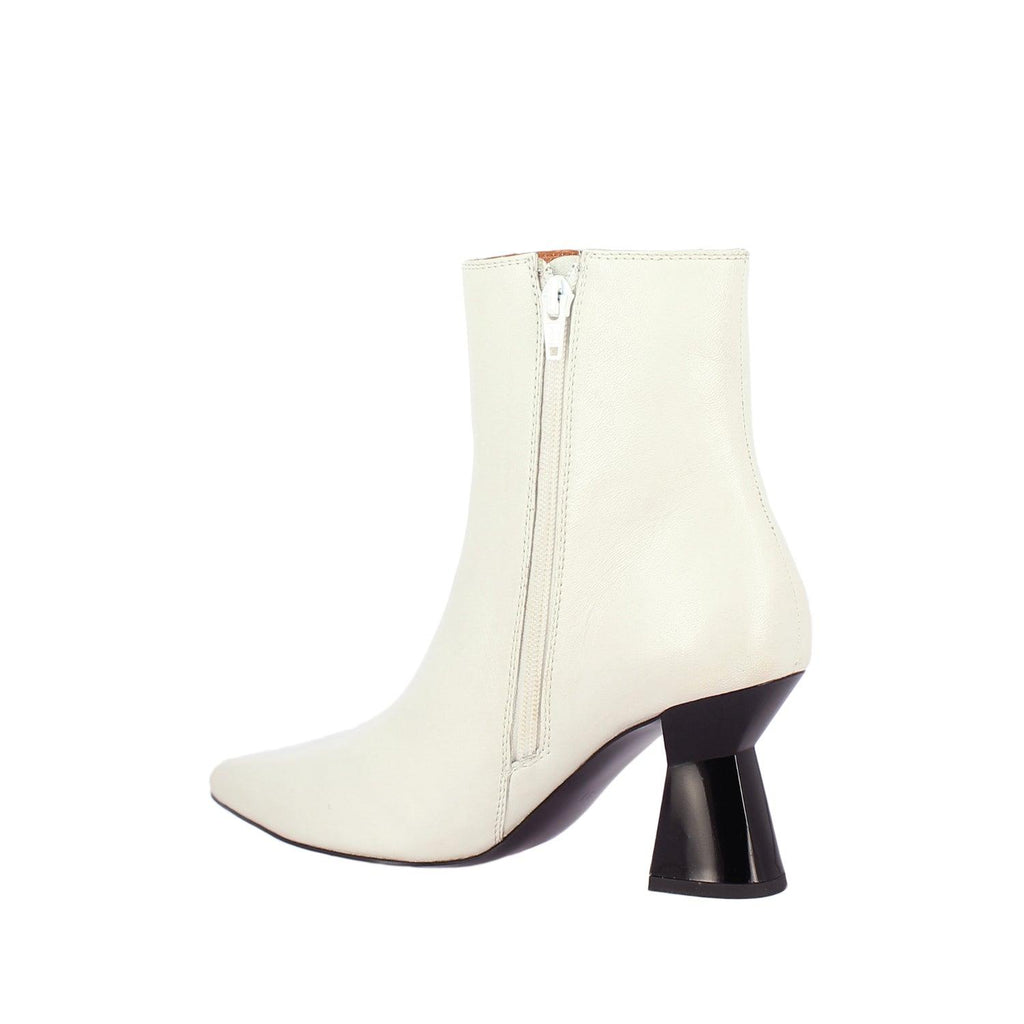 Elliana Off-White Leather Boots - FutureBrandsGroup
